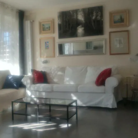 Navicgirona Apart شقة