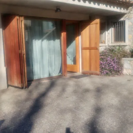 Navicgirona Apart شقة *