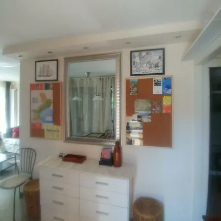 Navicgirona Apart خيرونا